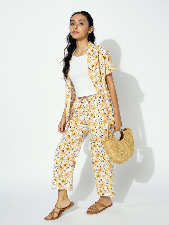 Orange shrug co-ord set with t-shirt