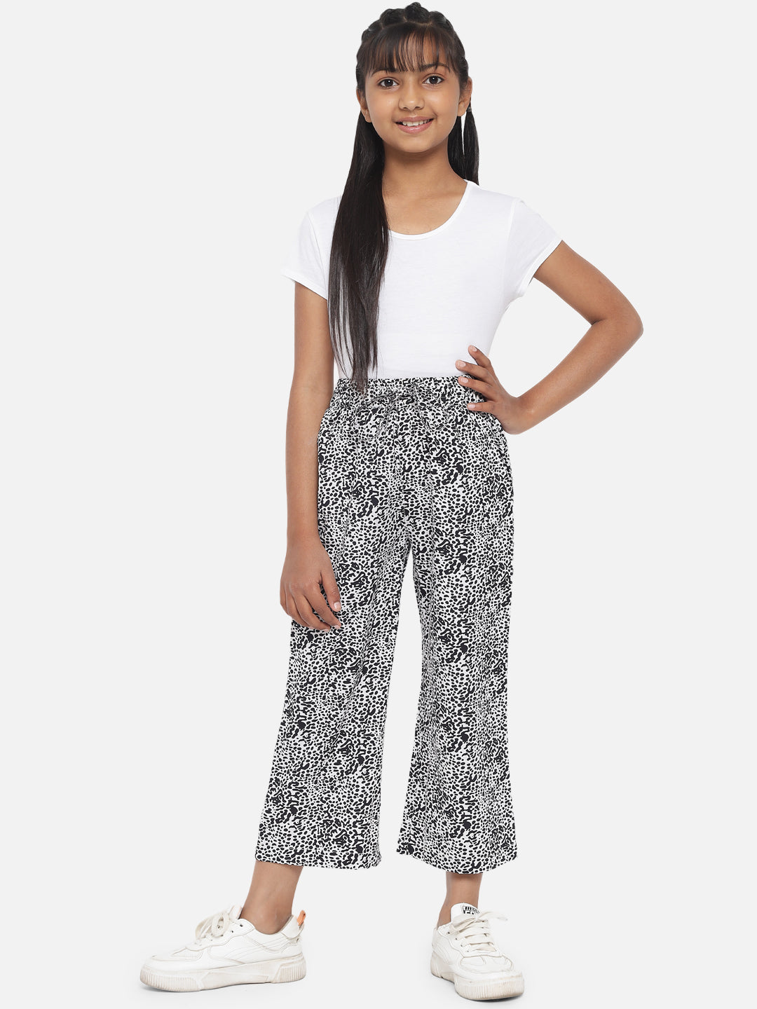 Tapered linen-blend trousers - White - Ladies | H&M